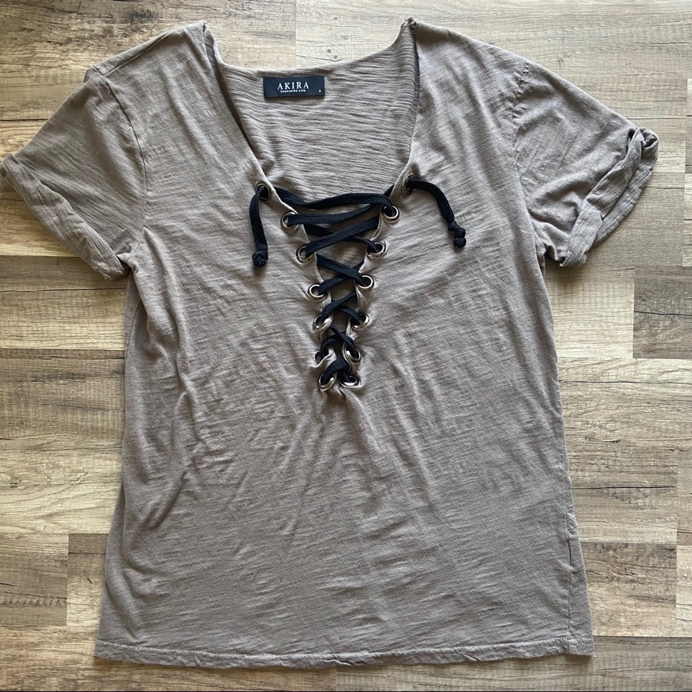 Women’s Size Small V Neck T-Shirt